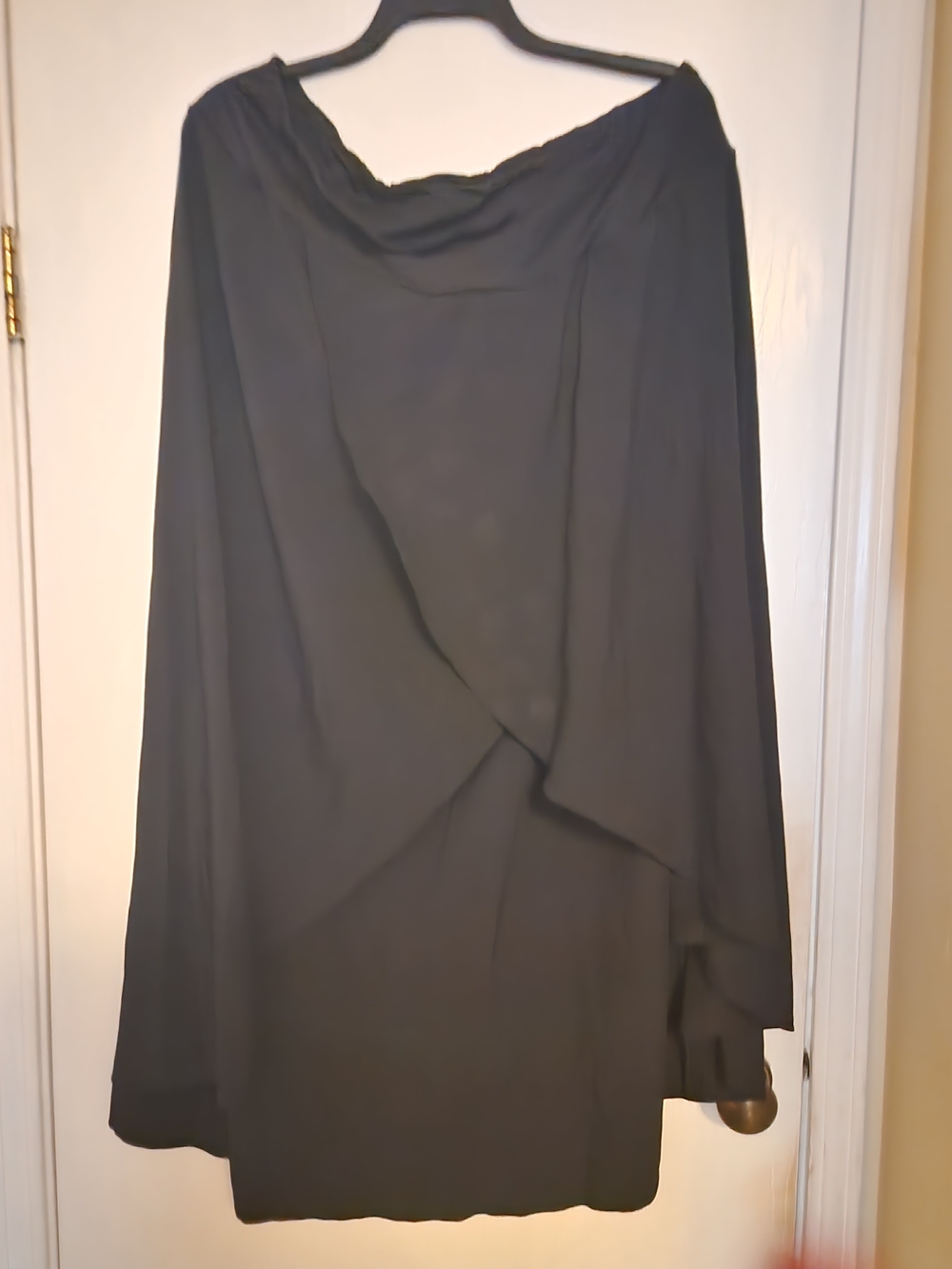 HALARA Black Asymmetrical Draped Skirt